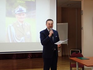 Dr Sebastian Pilarski (naczelnik Oddziałowego Biura Badań Historycznych IPN w Łodzi)