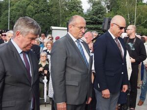 Zdjęcia z uroczystego odsłonięcia Pomnika Powstańców Warszawskich w Łodzi. Foto Marzena Kumosińska