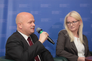 Od lewej: Dariusz Nowiński i Marzena Kumosińska. Fot. Piotr Życieński (IPN)