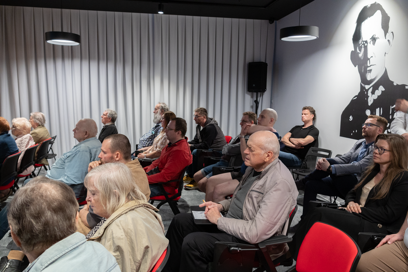 CRH panel katyński mtn 24_04_2025-10