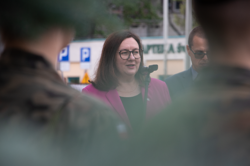 Uroczystość odsłonięcia tablicy upamiętniającej obywateli polskich poddawanych przez niemieckich okupantów przymusowym pseudobadaniom rasowym w latach 1940-1945. Sporna, Łódź 16_06_2025-6, Fot. Jacek Trajdos