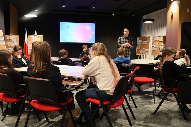 „Ferie z IPN” – warsztaty edukacyjne dla uczniów nt. obozu dla dzieci i młodzieży polskiej przy ul. Przemysłowej – Łódź, 12 lutego 2026 r. fot. Monika Łukaszewska