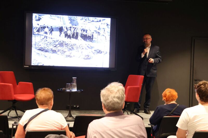 Wykład i wystawa o zbrodni w Ponarach w łódzkim Przystanku Historia - Łódź, 9 czerwca 2026 r., fot. Monika Łukaszewska (IPN)