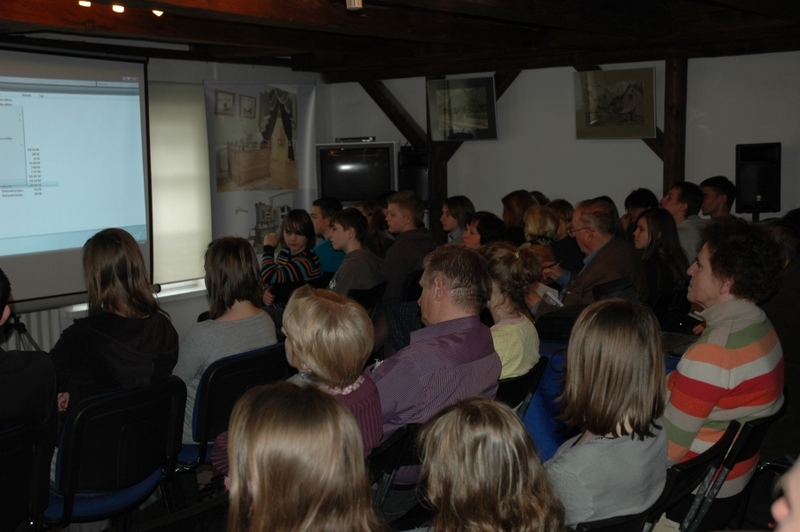 Uczestnicy spotkania Klubu Historycznego im. gen. S. Roweckiego „Grota