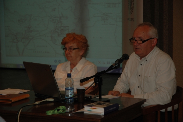 Wystąpienie dr. hab. Janusza Wróbla, pracownika Oddziałowego Biura Edukacji Publicznej IPN w Łodzi na temat legendy Armii Andersa.