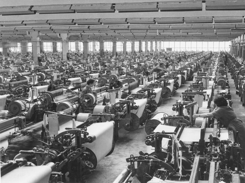 Hala maszyn w ZPB im. J. Marchlewskiego