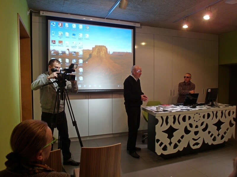 Pierwszy z prawej Józef Śreniowski (OBL IPN w Łodzi)