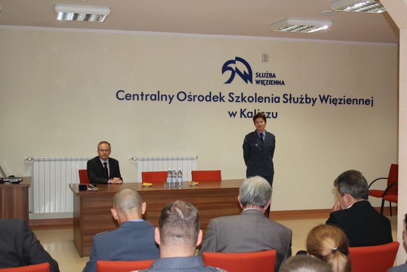 Dr Łukasz Kamiński (prezes IPN) i płk Danuta Kalaman (Komendant COSSW)