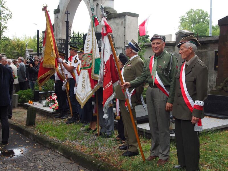 Poczty sztandarowe, Stary Cmentarz w Łodzi przy ul. Ogrodowej