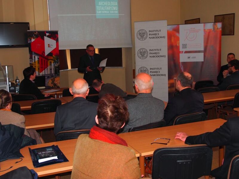 Na wstępie głos zabrał Marek Drużka, dyrektor IPN Oddział w Łodzi witając zgromadzonych gości.