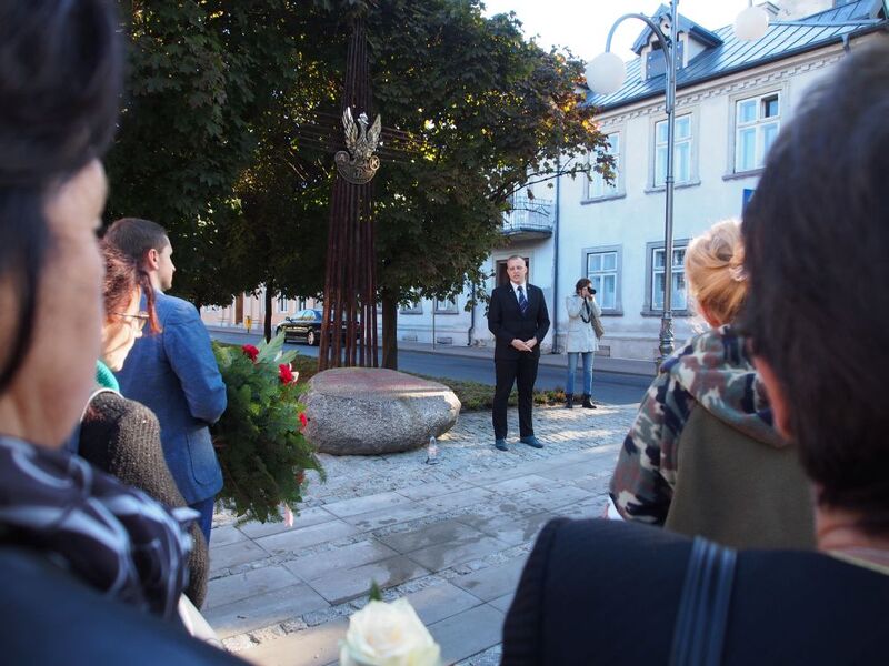 Uroczystość przy pomniku poświęconym Żołnierzom Wyklętym walczącym z sowieckim okupantem i komunistycznym zniewoleniem w Ruchu Oporu bez  Wojny i Dywersji „Wolność i Niezawisłość