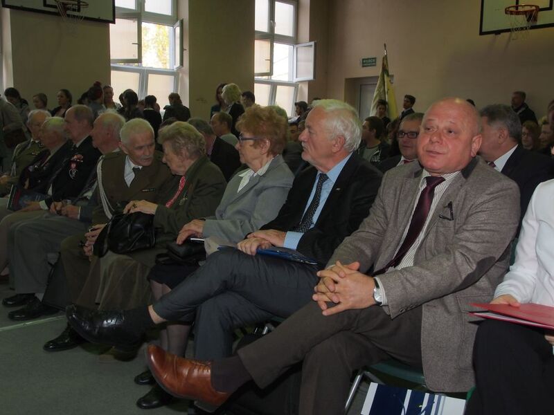 Pierwszy z prawej Jan Kamiński, Łódzki Kurator Oświaty