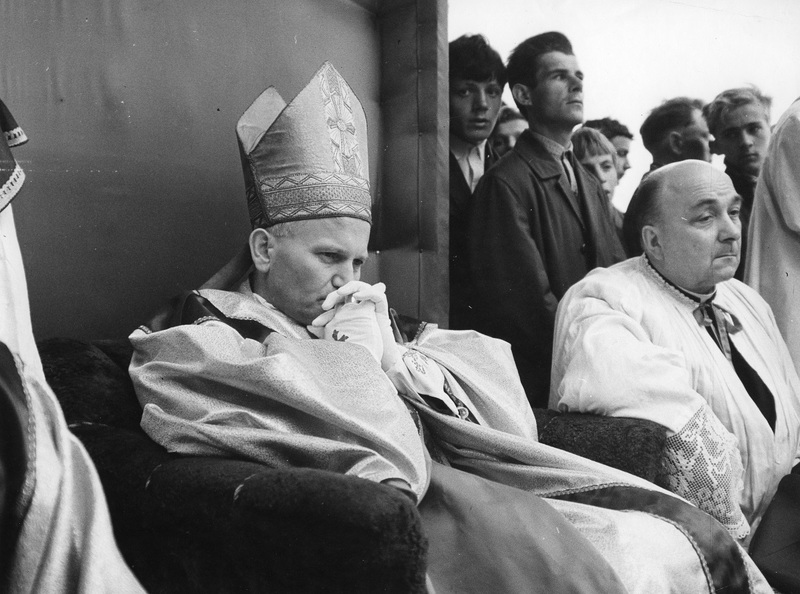 IPN Ld-16-2-2-12 Obchody milenium Tysiąclecia Chrztu Polski w diecezji łódzkiej. Uroczystości w dniu 11 czerwca 1967 r. w archikolegiacie w Tumie pod Łęczycą.