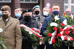 Narodowy Dzień Pamięci Żołnierzy Wyklętych uroczystości przy Pomniku Ofiar Komunizmu na al. Anstadta w Łodzi