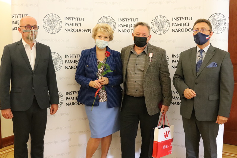 Wręczenie Krzyża Wolności i Solidarności Panu Maciejowi Butkiewiczowi – Łódź, 13 września 2021 r.