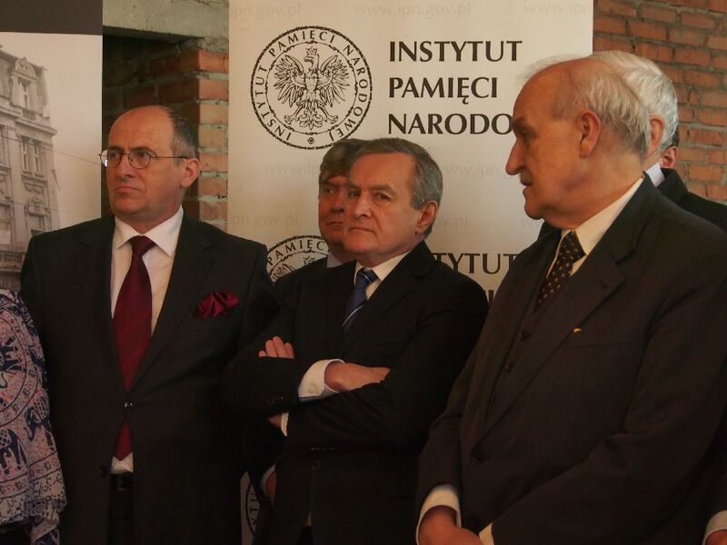 Od lewej: Wojewoda Łódzki Zbigniew Rau, Marszałek Województwa Witold Stępień, Wiceprezes Rady Ministrów Piotr Gliński, Jerzy Kropiwnicki