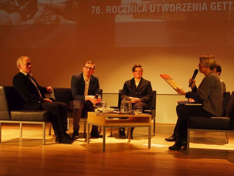 Od lewej: Piotr Zawilski (APŁ), dr Adam Sitarek (OBEP IPN w Łodzi, UŁ), Adriana Bryk (APS), Joanna Podolska (CD)