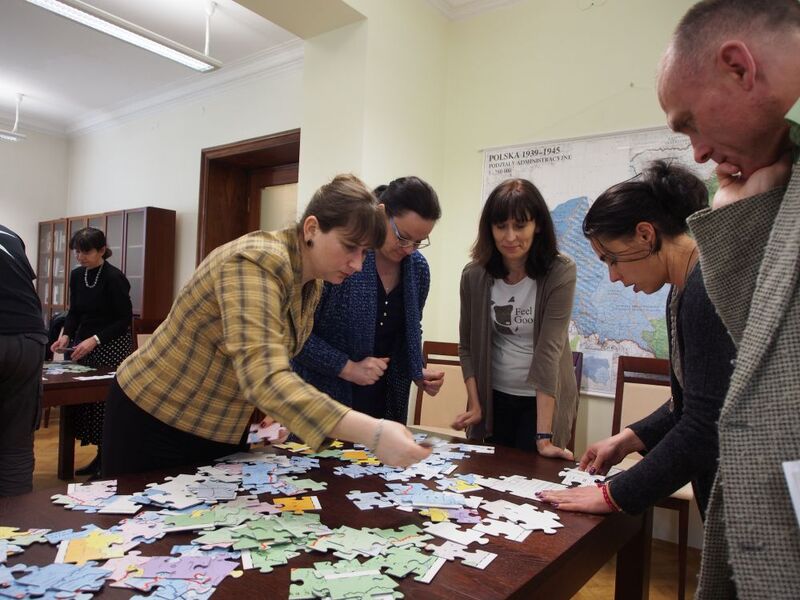 Uczestnicy warsztatów odbywających się w Oddziale IPN w Łodzi 