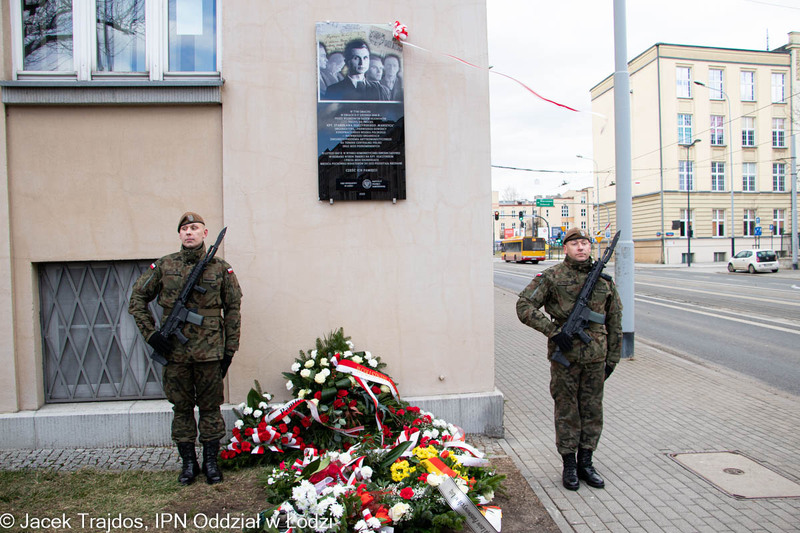 Uroczystość odsłonięcia tablicy upamiętniającej kpt. Stanisława Sojczyńskiego ps. Warszyc i jego podkomendnych – Łódź, 19 lutego 2022 r.