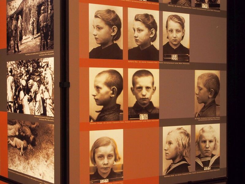 Fragment wystawy o germanizacji dzieci polskich